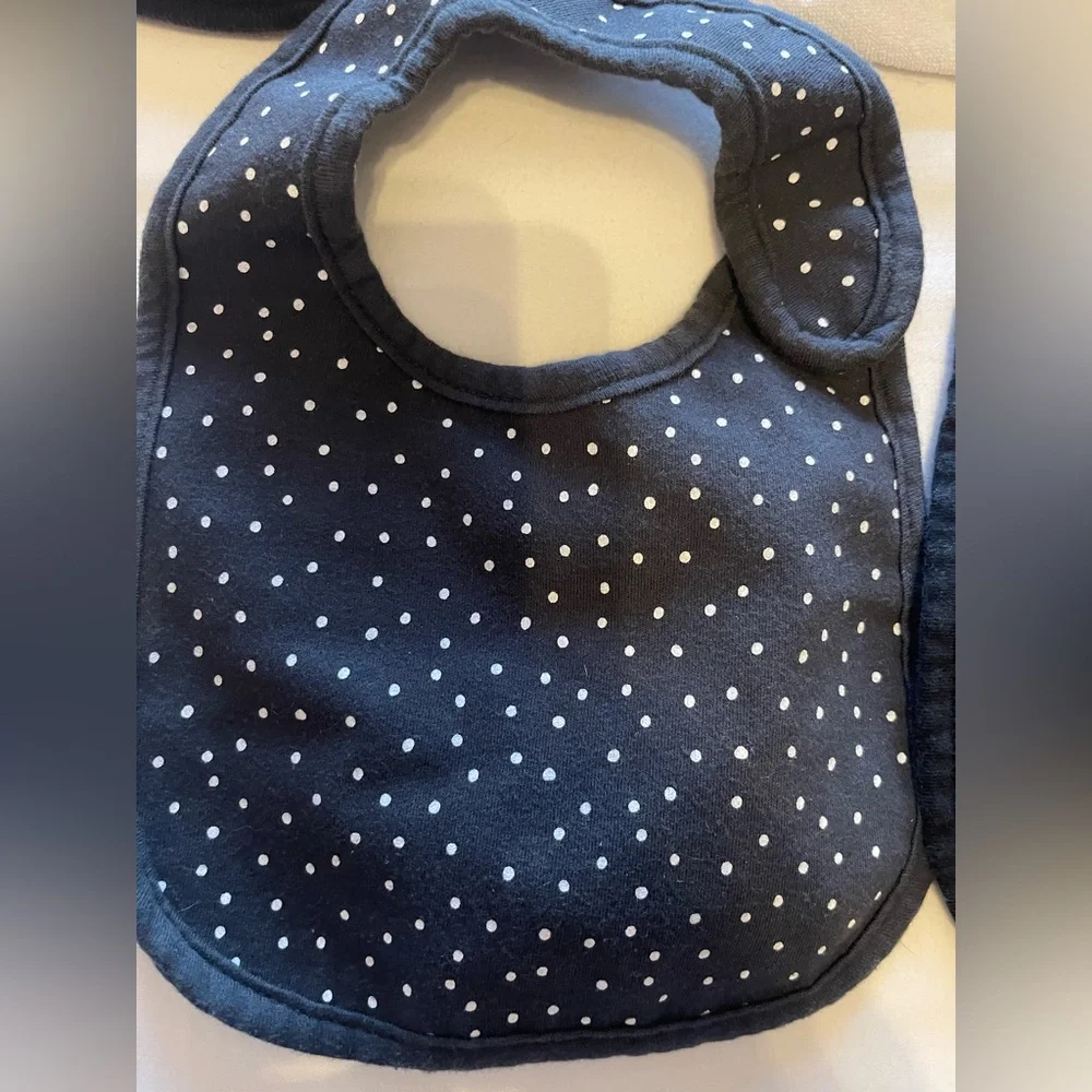 Koala Kids/Carters Black and White Baby Bib